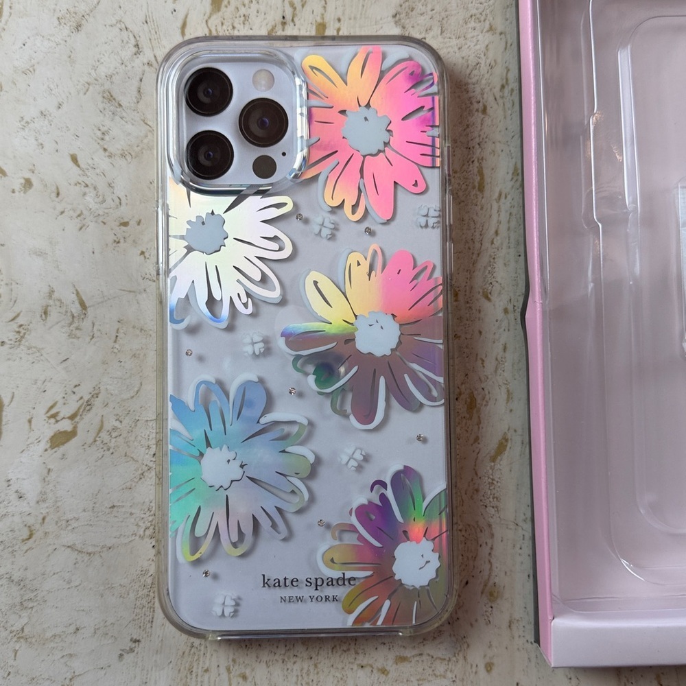 Kate Spade hardshell case Daisy iridescent foil/clear/gems iPhone 12 Pro Max - Picture 5 of 7